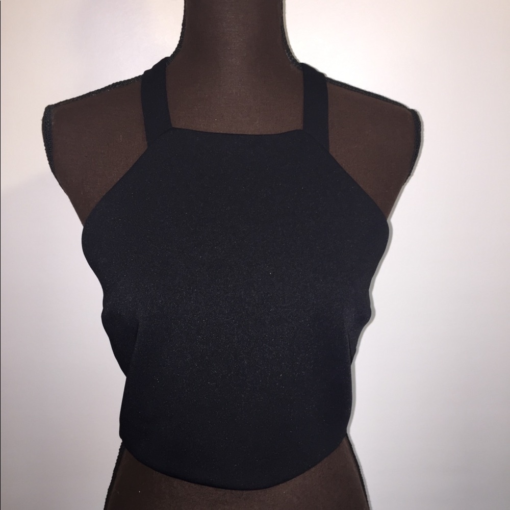 Cross back crop top new M